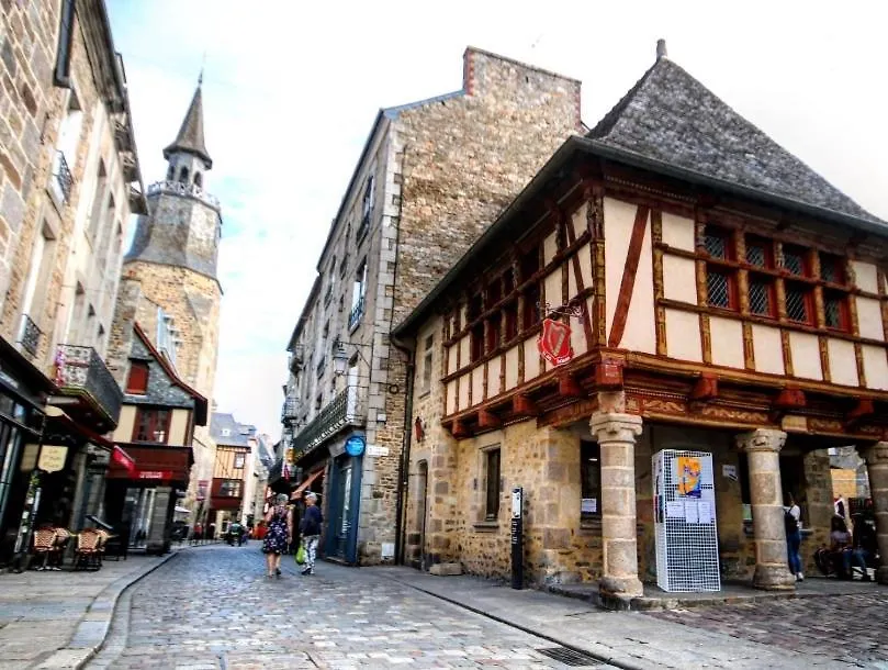 Gite La Ladrillais Aux Portes De Saint Malo 0*, Saint-Pere (Brittany)